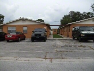 Primary Photo - 500-520 89th Ave N