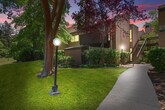Outdside - 786 Woodside Ln E