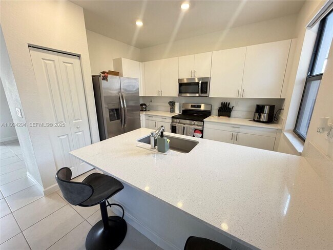 Foto del edificio - 23036 SW 129th Pl