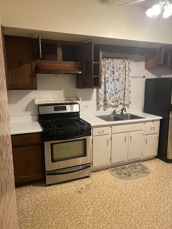 Primary Photo - 1214 S 13th St