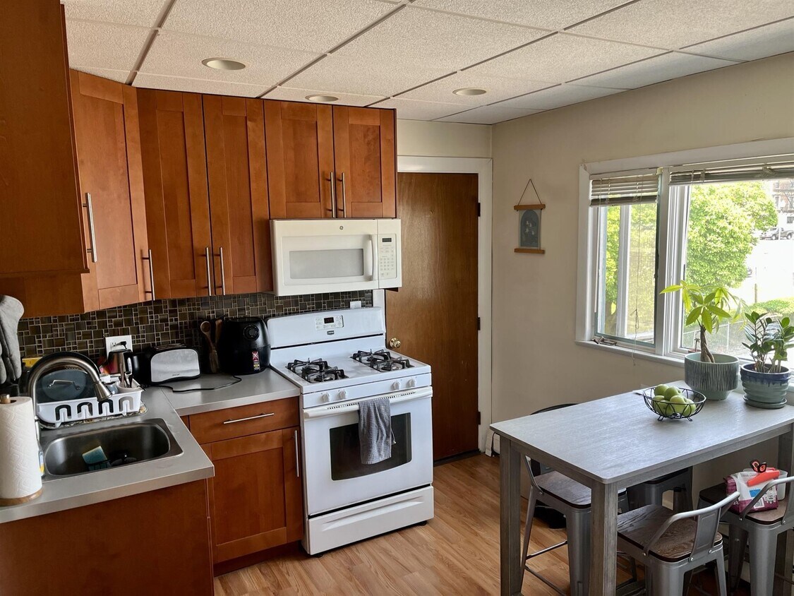 Foto principal - 110 Thurston St
