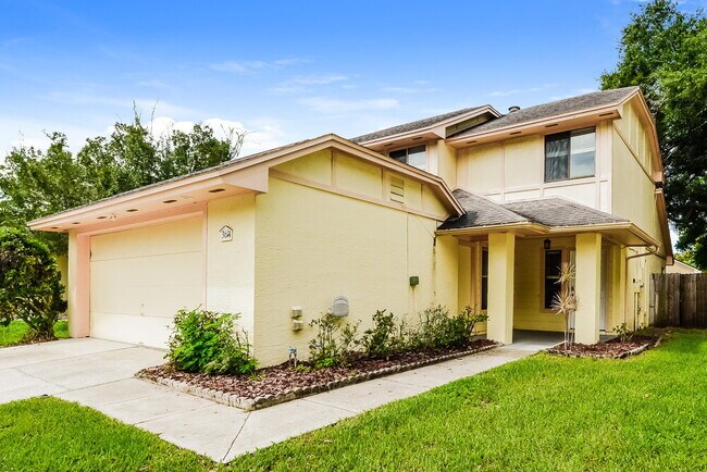 Building Photo - 3614 Okeechobee Cir