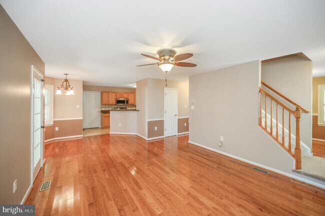 Building Photo - 10123 New Scotland Dr