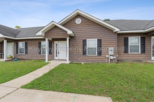 Building Photo - 6107 Village W Ln