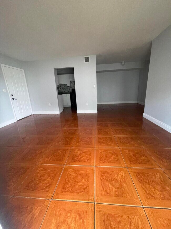 Foto del edificio - 20741 NE 4th Ct