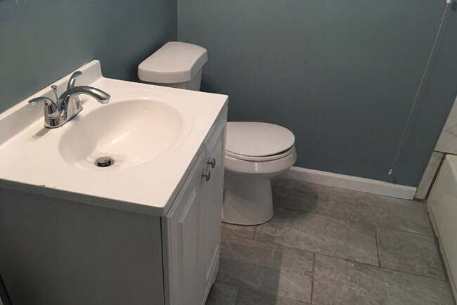 Foto del edificio - 324 Macedonia Rd SE