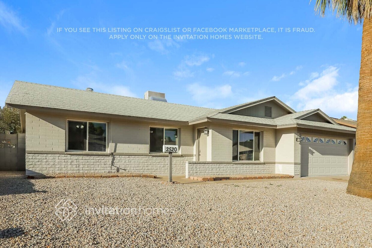 Foto principal - 2520 E Manhatton Dr