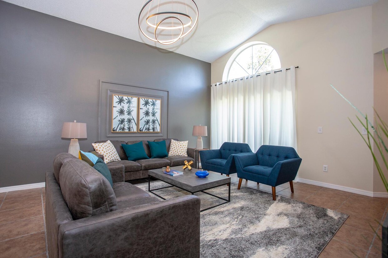 Foto principal - 7702 Water Oak Ct