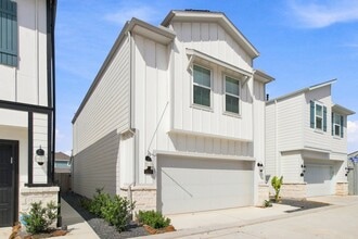Building Photo - 2186 Shady Pier Dr