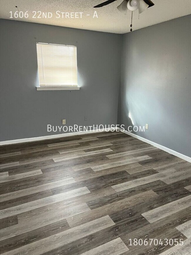Foto del edificio - $99 Move-In Special (+ admin fee) + $0 Dep...