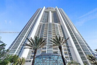 Building Photo - 18201 Collins Ave