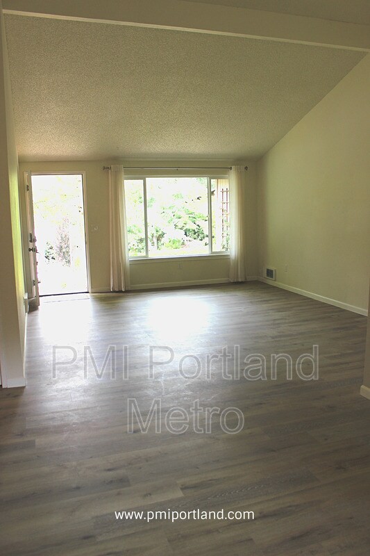 Foto del edificio - 7105 SW Shady Ct
