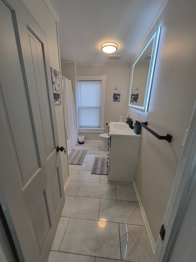 Photo - 1112 Hoover Ave (Chesapeake, VA) Apartment