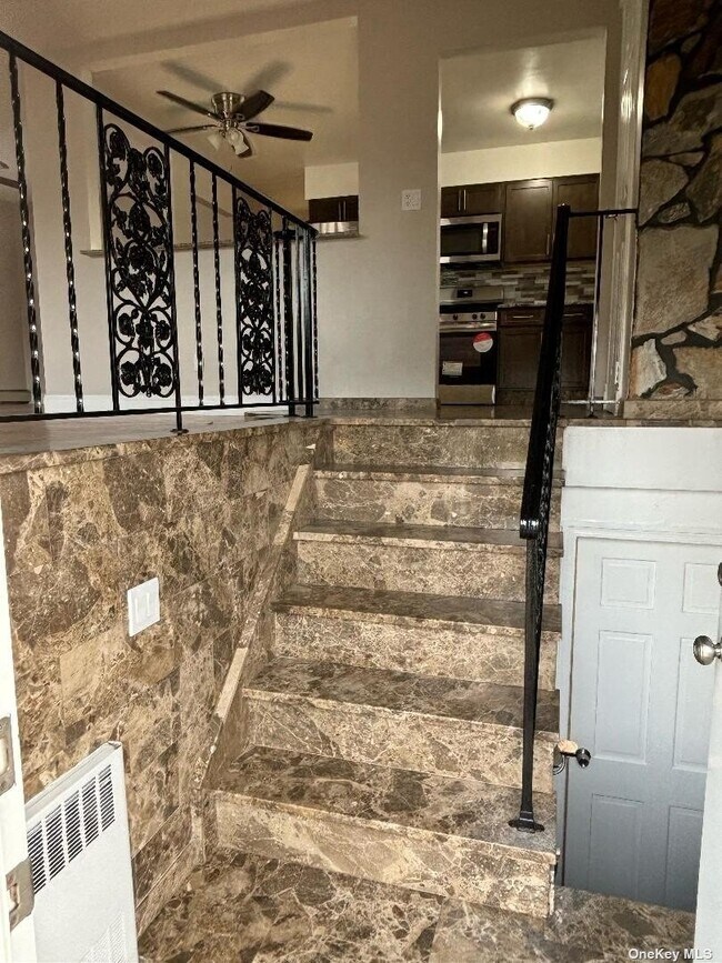 Foto del edificio - 3620 Manhasset St