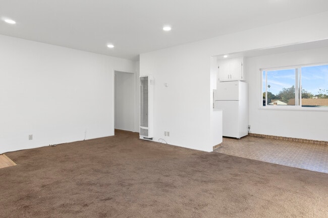 Building Photo - 2619 Barrett Ave