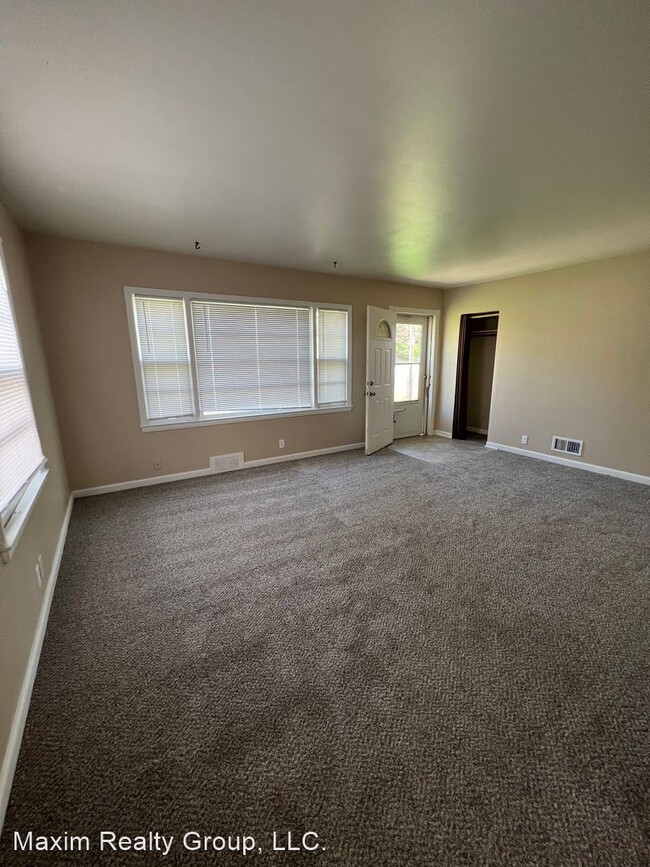 Foto del edificio - 3 br, 1 bath House - 3819 CORBY ST