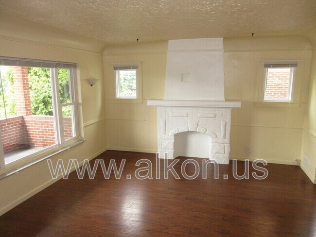 Foto del edificio - 1429 Brookline Blvd