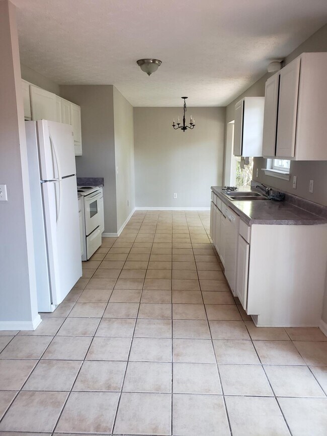 kitchen - 4012 Double Hill Pl