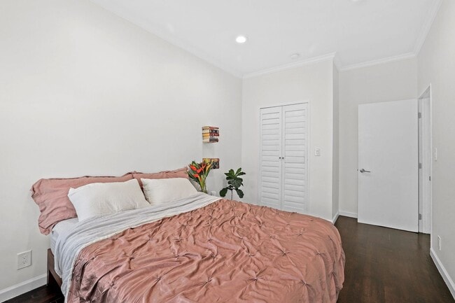 Foto del edificio - 249 Columbia Pl