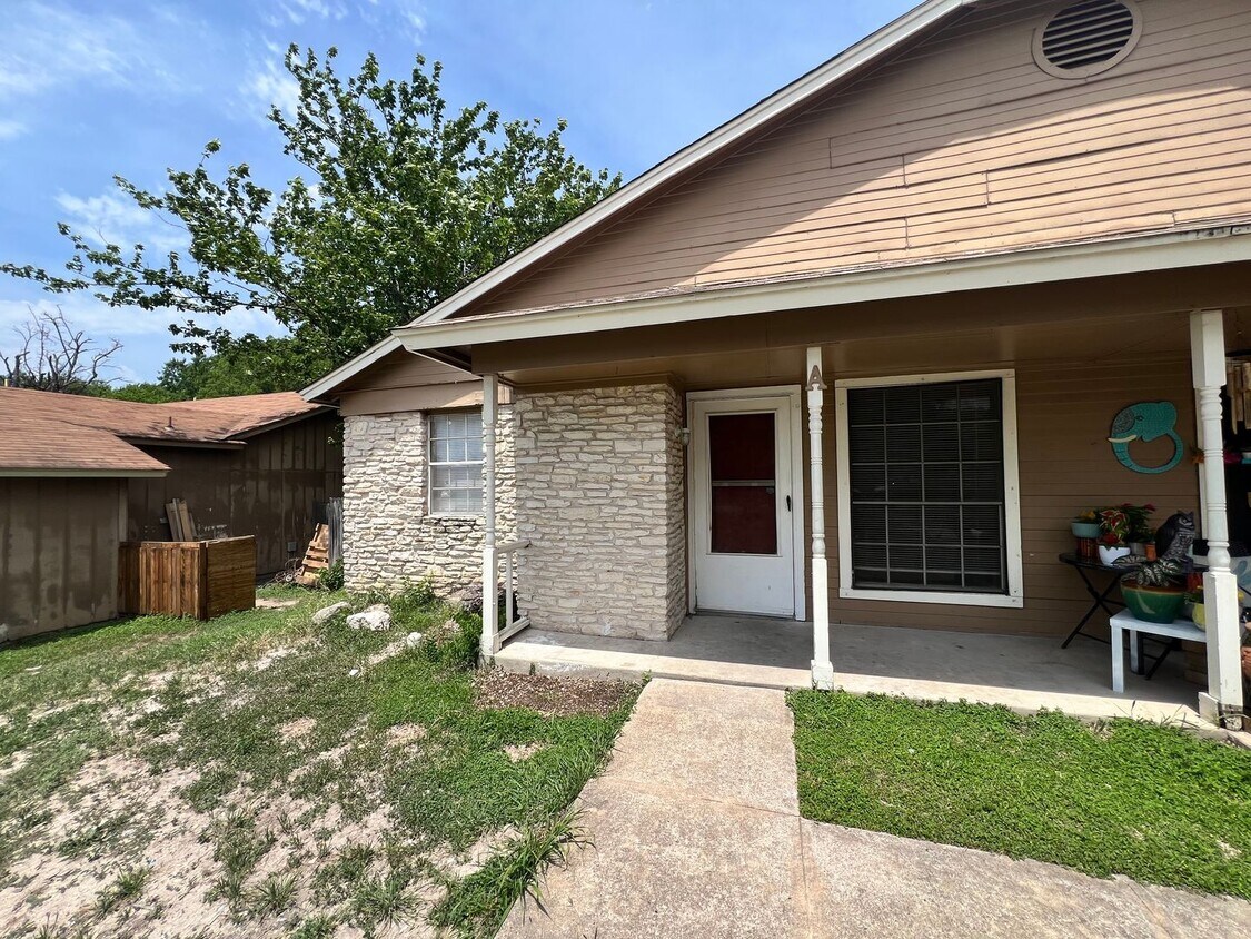 Primary Photo - 9706 Eastwend Dr