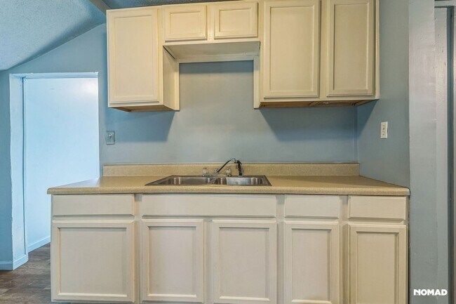 Foto del edificio - Charming 2BR House in Fort Valley