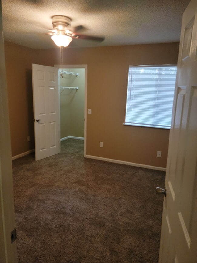 910 Brett Dr Unit 29, Hinesville, GA 31313 Condo for Rent in