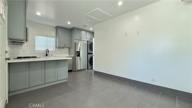 Foto del edificio - 9840 Natick Ave