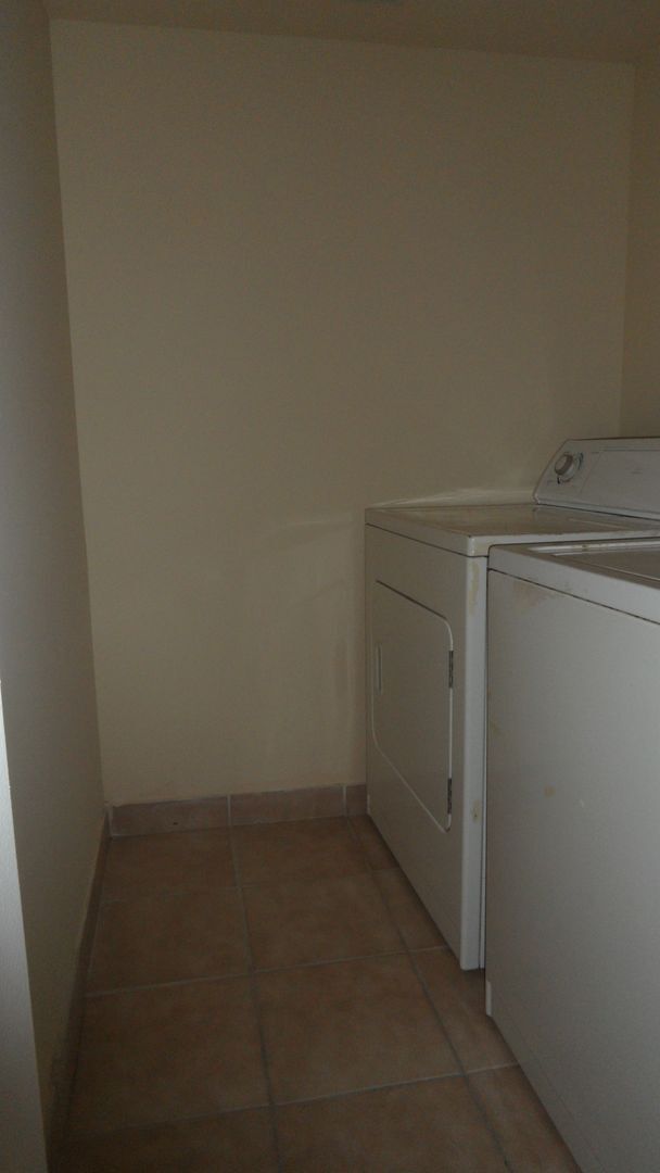 Building Photo - 2BED/2BATH Pembroke Pines condo available ...