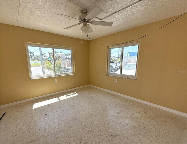 Foto del edificio - 17688 Gulf Blvd