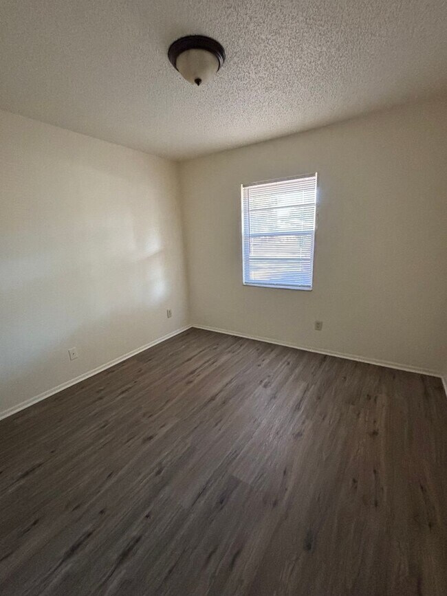 Foto del edificio - TW-Hamilton4833