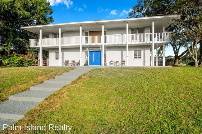 Building Photo - 5 br, 4 bath House - 8935 Scenic Hills Dr.
