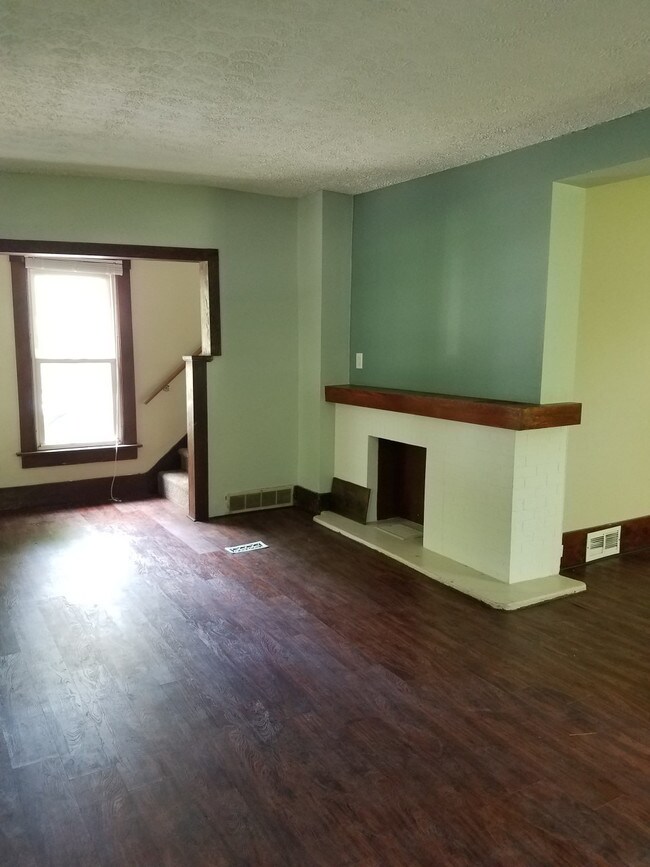 Building Photo - 835 Berwin Street, Akron, Ohio 44310