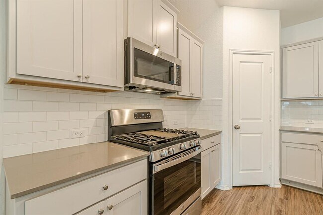 Foto del edificio - 341 Escondido Cir