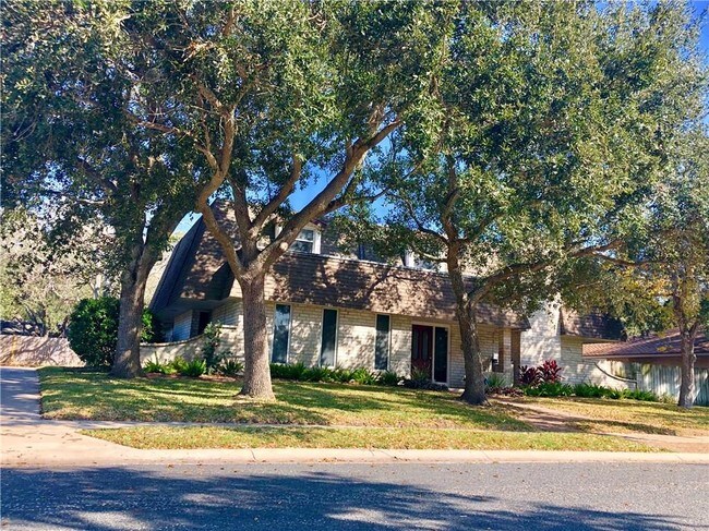 Building Photo - 4818 Wooldridge Rd