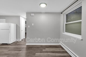 Building Photo - 5451 Creekside Ct