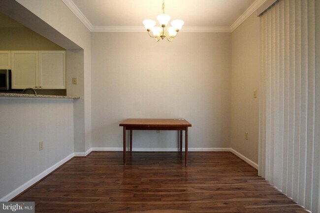 Building Photo - 12905 Alton Square