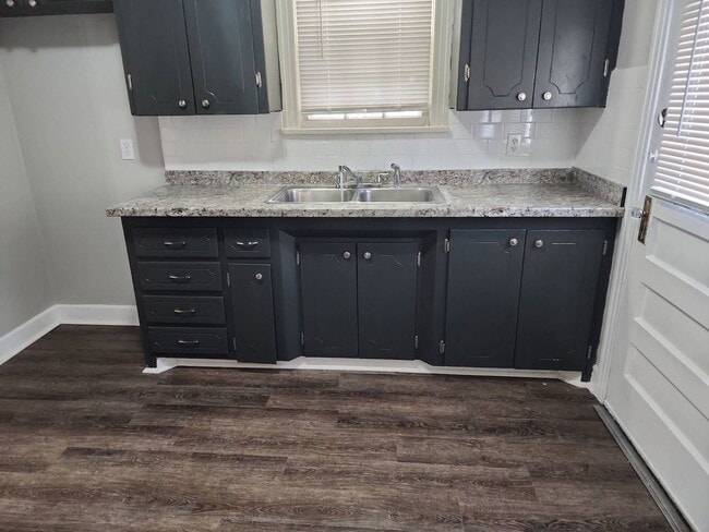 Building Photo - Nice 2 Bedroom 1 Bath House NW OKC!   $995...