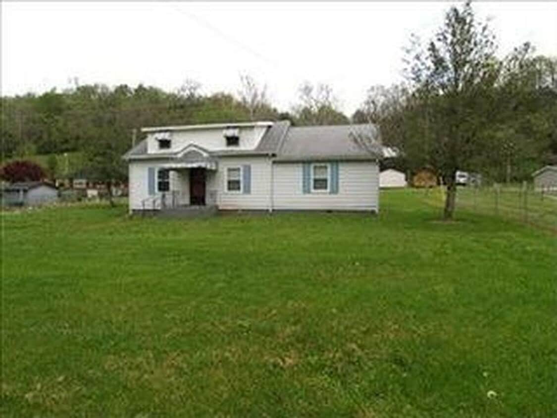 Foto del edificio - Spacious 4 Bed, 2 Bath Home – Move-In Ready!