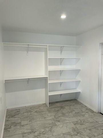 Foto del edificio - 4213 Hampshire Ln