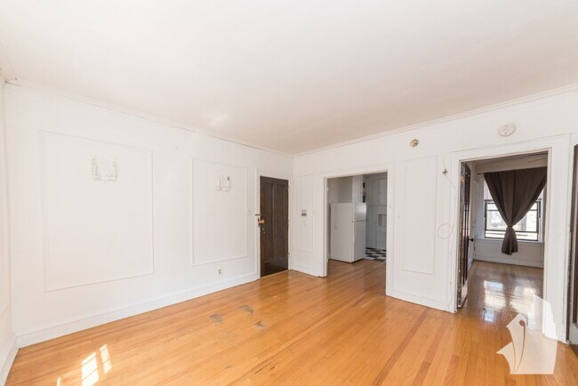 Foto del edificio - 1940 W Wilson Ave