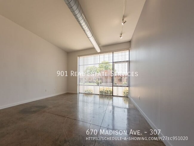 Building Photo - 670 Madison Ave