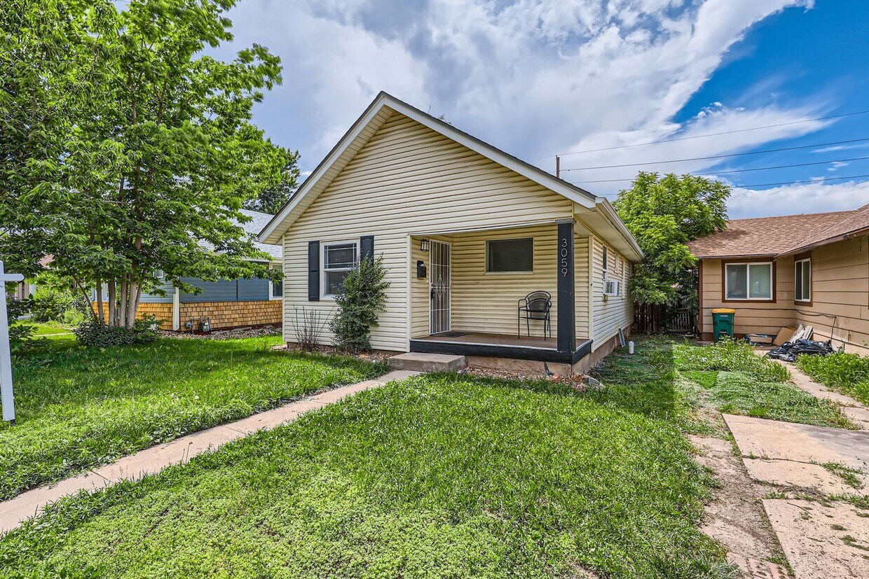 Foto principal - 3059 S Lincoln St