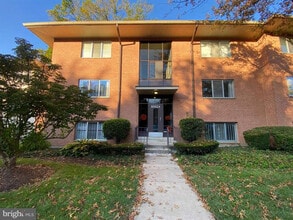Building Photo - 10424 Rockville Pike