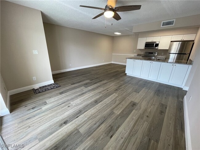 Foto del edificio - 5317 Summerlin Rd