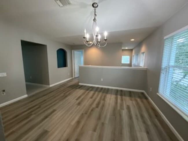 Building Photo - 5251 Maxon Terrace