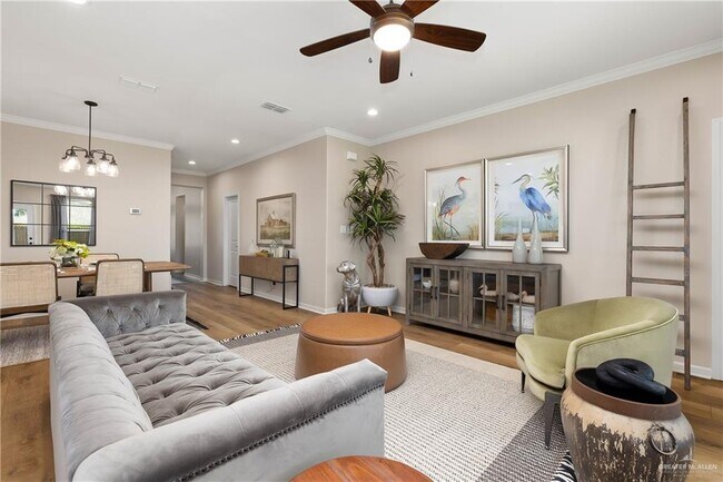 Foto del edificio - 35 Cascada Bnd Rd