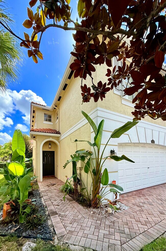 Foto del edificio - 9138 Villa Palma Ln