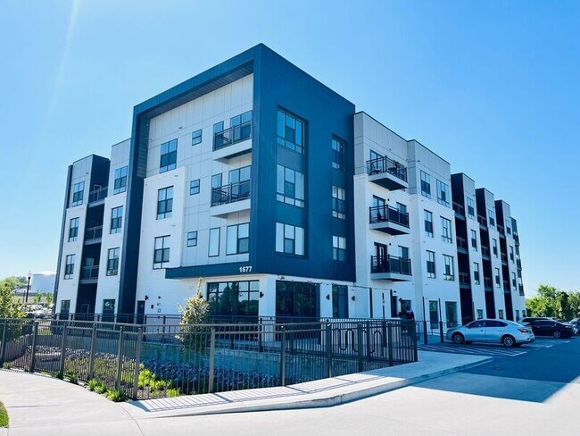 Foto del edificio - 1677 54th Ave N