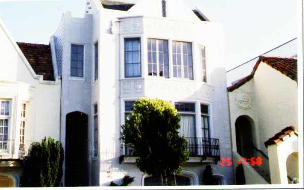Building Photo - 1763 N Point St