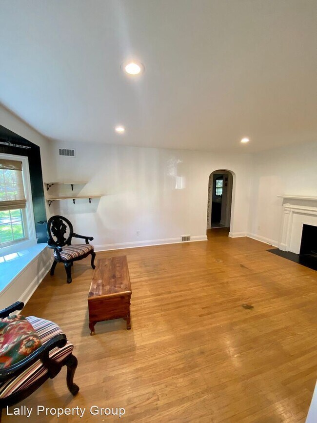 Building Photo - 2 br, 1 bath House - 1919 Winston Ave